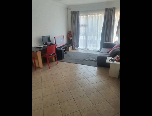 2 BEDROOM APARTMENT FOR SALE IN FLORIDA PARK